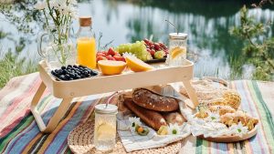 Top Food Trends in the USA 2025: From Farm to Table to AI Dining